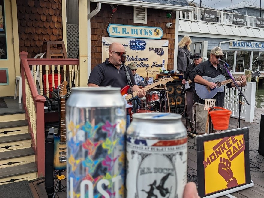 M.R. Ducks M.R. Ducks