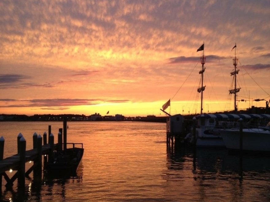 M.R. Ducks M.R. Ducks