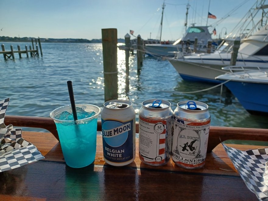 M.R. Ducks M.R. Ducks