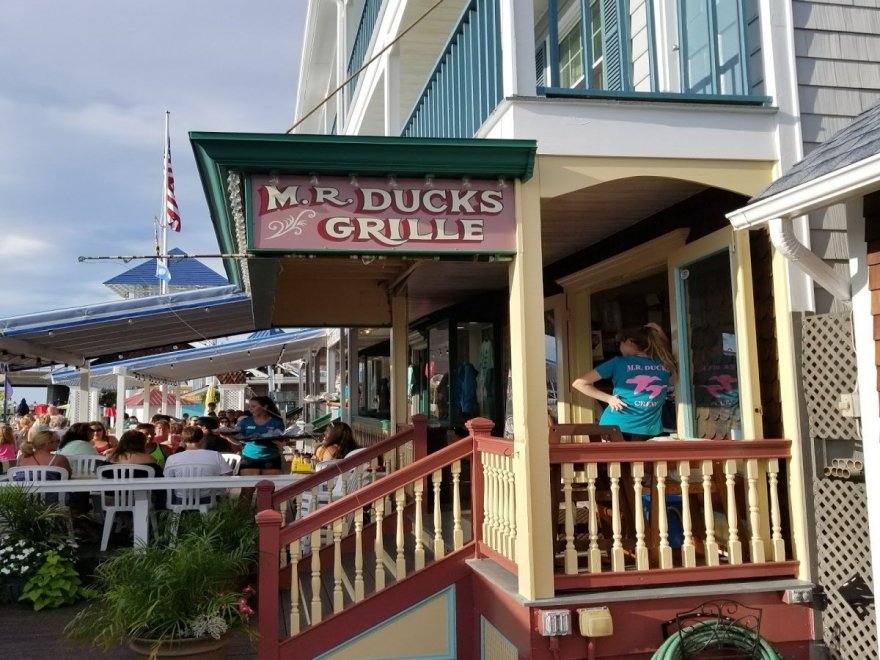 M.R. Ducks M.R. Ducks