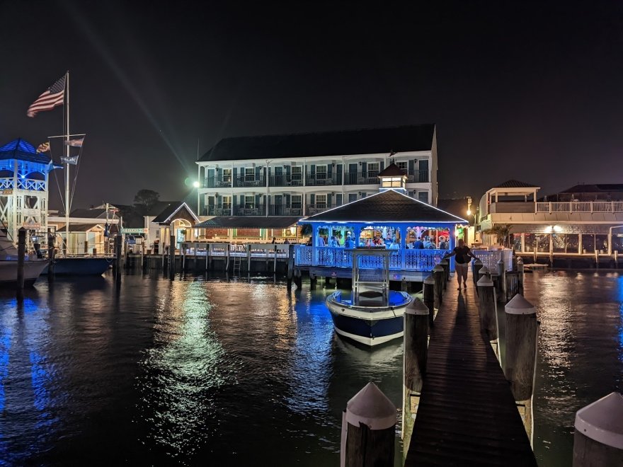 M.R. Ducks M.R. Ducks