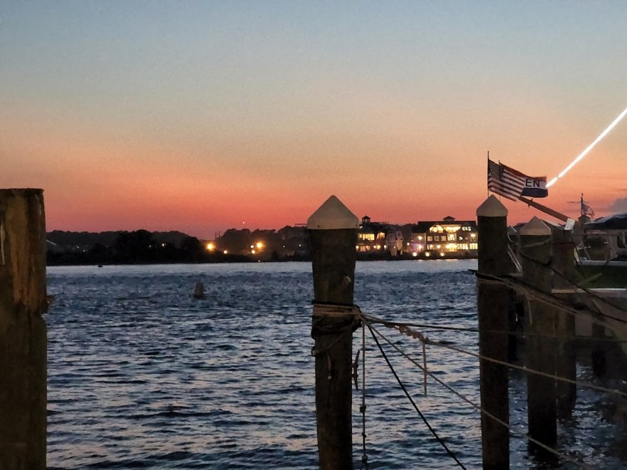 M.R. Ducks M.R. Ducks