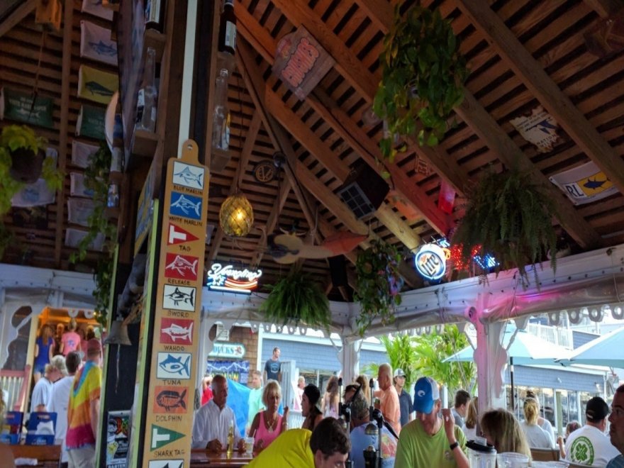 M.R. Ducks M.R. Ducks