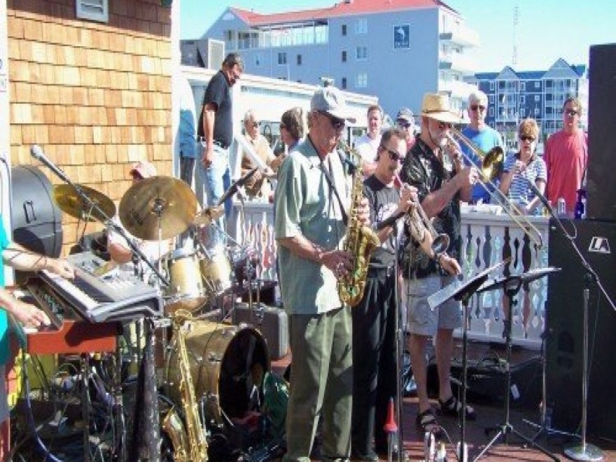 M.R. Ducks M.R. Ducks