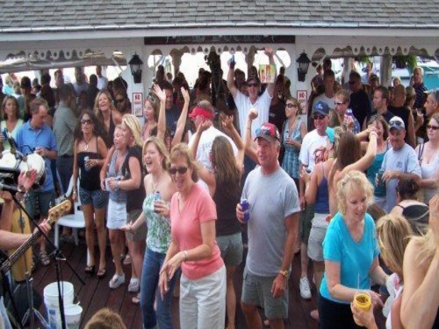 M.R. Ducks M.R. Ducks