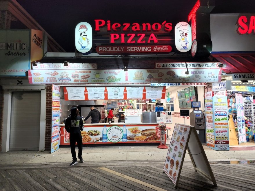 Piezanos Pizza Piezanos Pizza