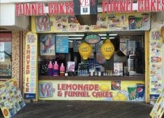 Love's Lemonade & Funnel Cake
