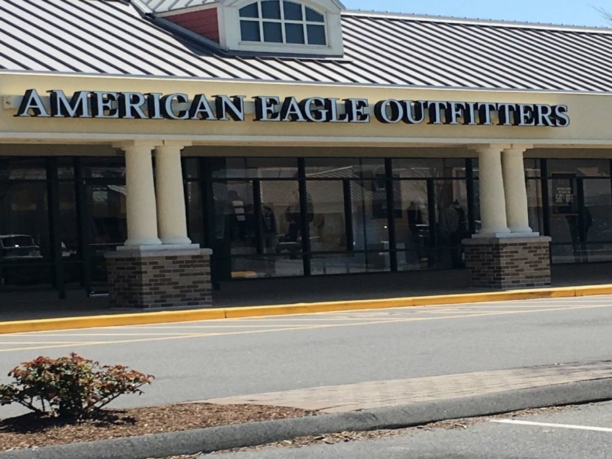 American Eagle Outlet American Eagle Outlet