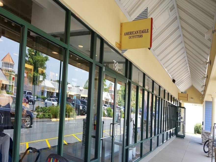 American Eagle Outlet American Eagle Outlet